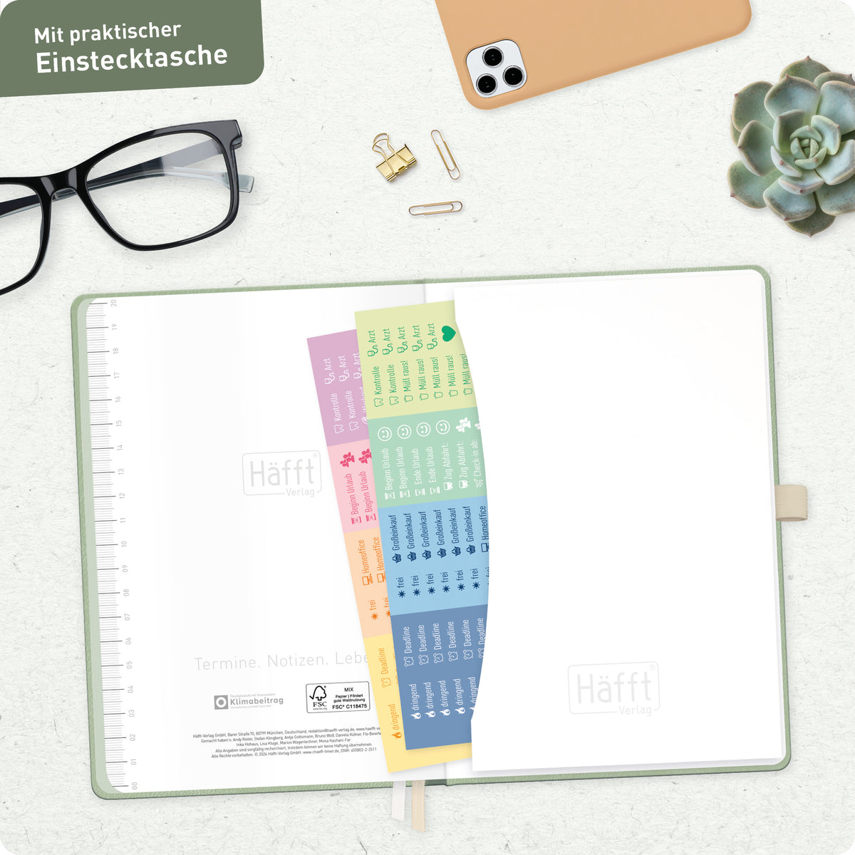 Planung im Detail von Häfft Chäff-Timer Deluxe Kalender 2027 A5 Wochenplaner im Motiv „Salbei“.