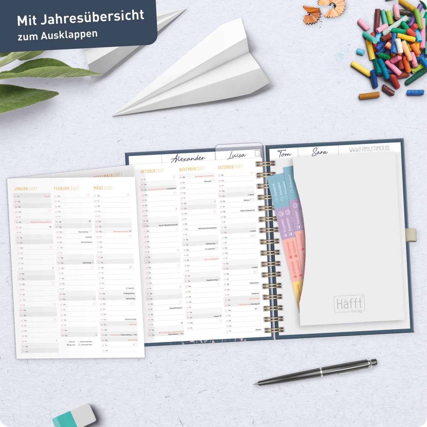 Family-Timer Deluxe 2026/2027 / 17 Monate / A5 / Flower Joy blue / Häfft-Verlag