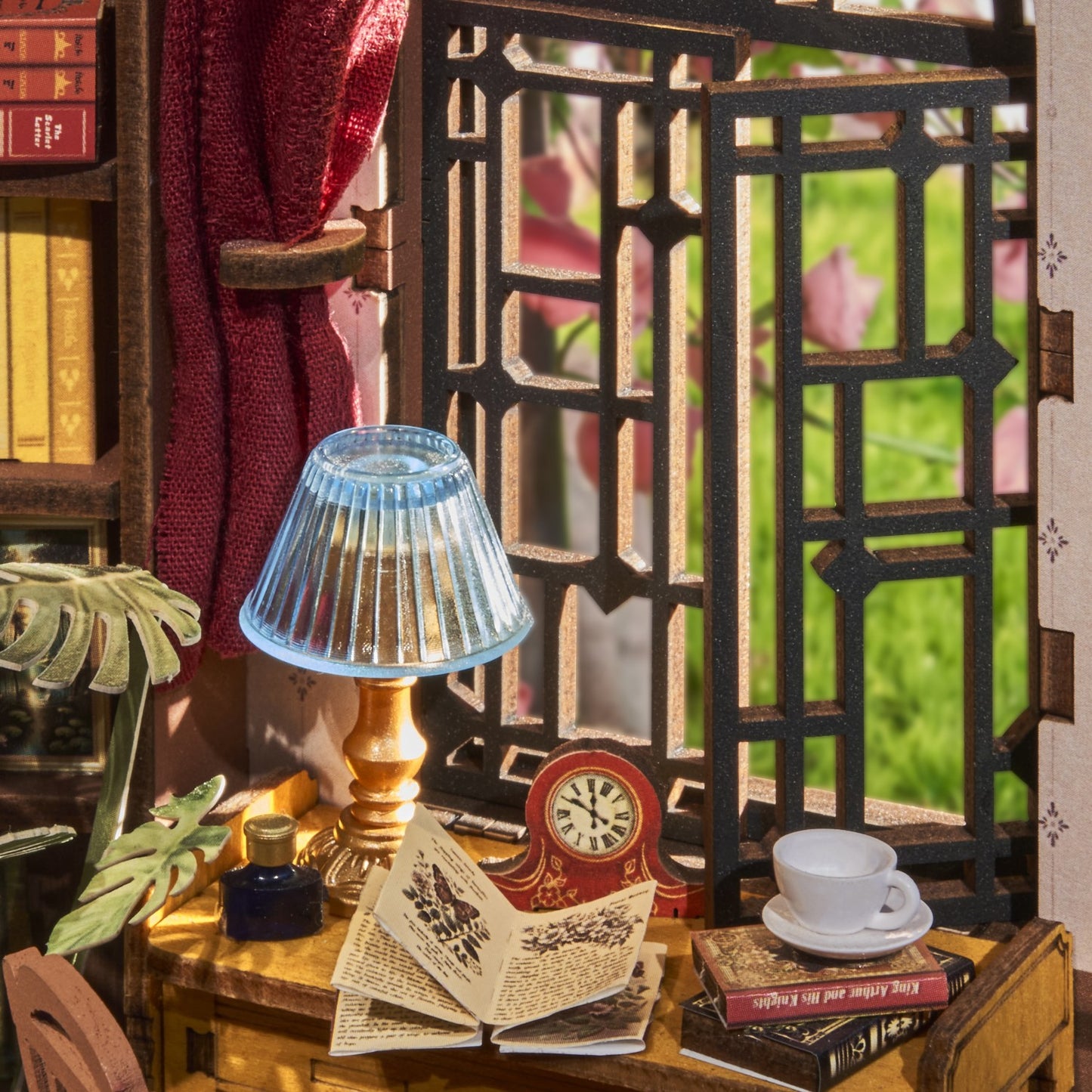 Rolife 3D-Holz-Puzzle Book Nook "Silent Corner Study"